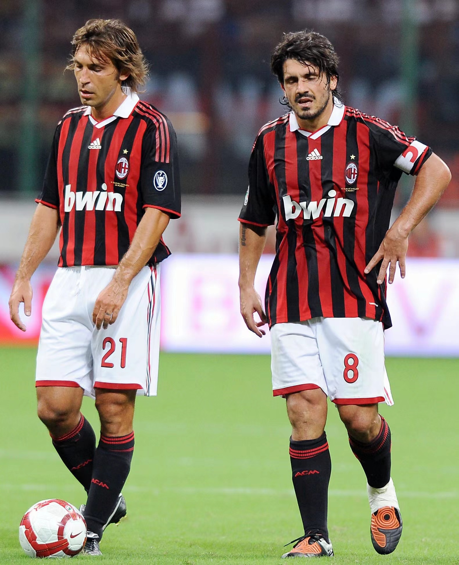 格纳布里：获得巨额收入后曾沉迷奢侈消费，母亲劝我脚踏实地（格纳布里坦言：高薪到手一度沉迷奢侈，母亲劝我务实）