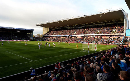 对马竞点球踢飞，莱万西甲生涯12次罚点已罚丢4次（对阵马竞点球失点，莱万西甲生涯12罚4丢）