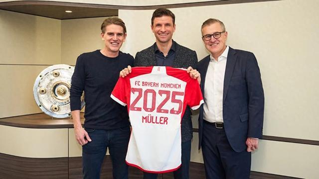 汉斯-弗里克对巴萨室内足球队的惊喜访问（汉斯-弗里克惊喜造访巴萨五人制球队）