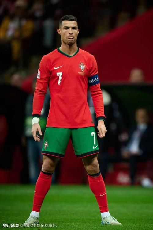 斯瓦泰克首次亮相武网：我也许能闯进决赛，萨巴伦卡很强但不会影响我的发挥（斯瓦泰克武网首秀：自信冲击决赛，称萨巴伦卡强劲但不影响发挥）