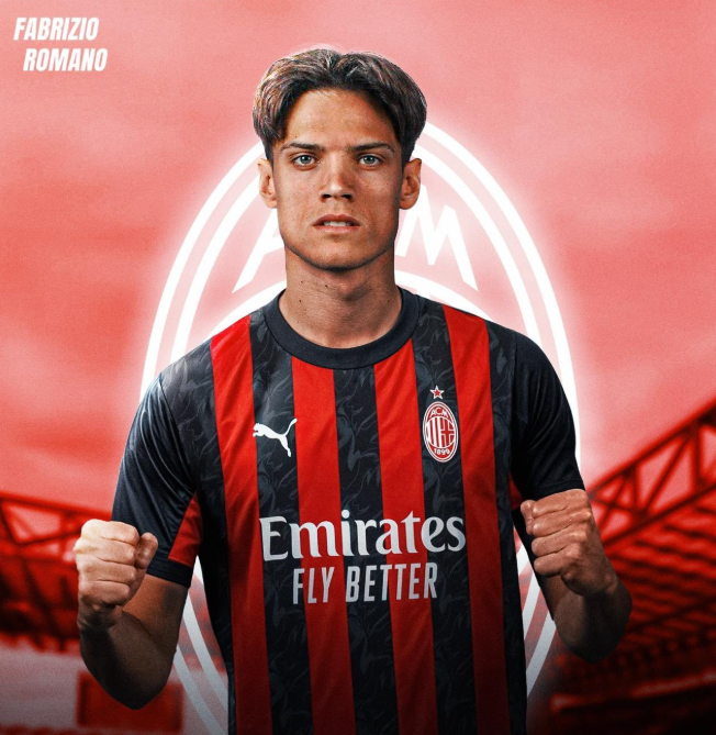 高手踢球都很省力（越是高手，踢球越轻松）