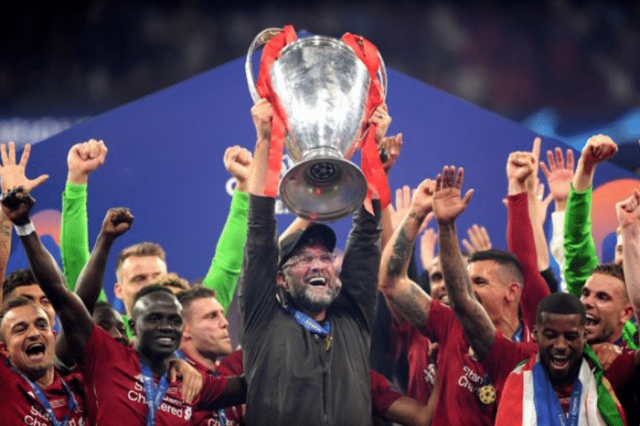 媒体人：郑智执教西海岸也不错，但不可避免地要跟邵佳一对比（媒体人：郑智执教西海岸值得期待，难免被拿来与邵佳一比较）