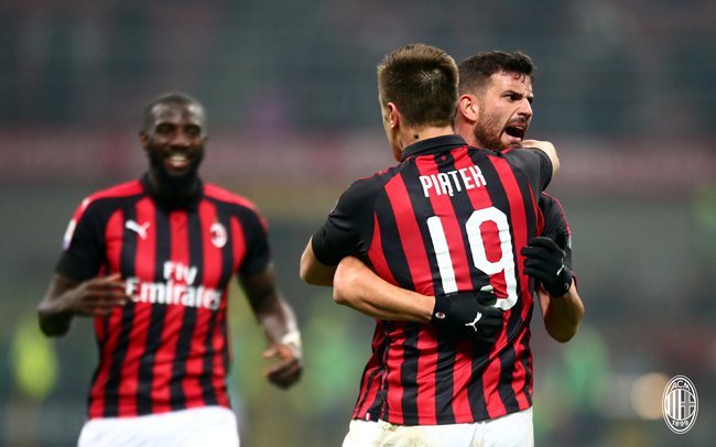 西媒：皇马多位球员复出，马斯坦托诺本轮联赛或直接首发（西媒称：皇马多人伤愈回归，马斯坦托诺本轮有望直接首发）