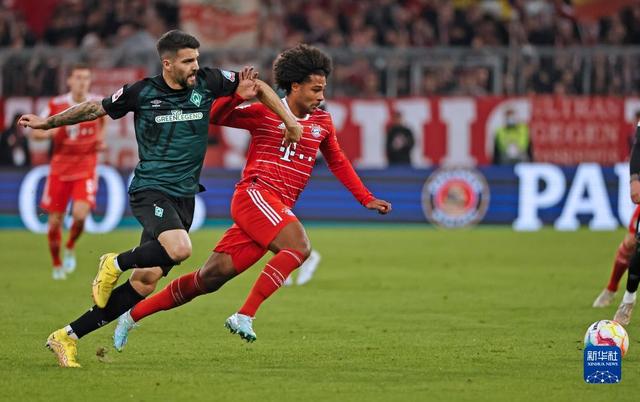 杜震宇祝贺邵佳一：带队走出低谷，球迷要支持我们的本土教练（杜震宇向邵佳一致贺：率队走出困境，呼吁球迷力挺本土主帅）